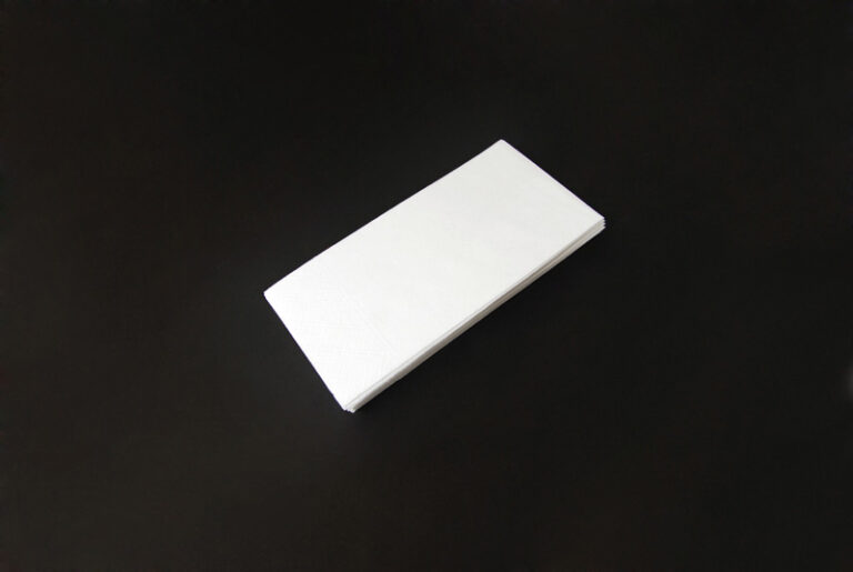 33cm 2Ply Folded 8 Fold White Napkins (2000)