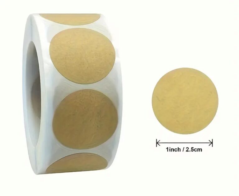 Roll of 2.5cm kraft round labels, 500 self-adhesive brown stickers for packaging, crafting, and organizing